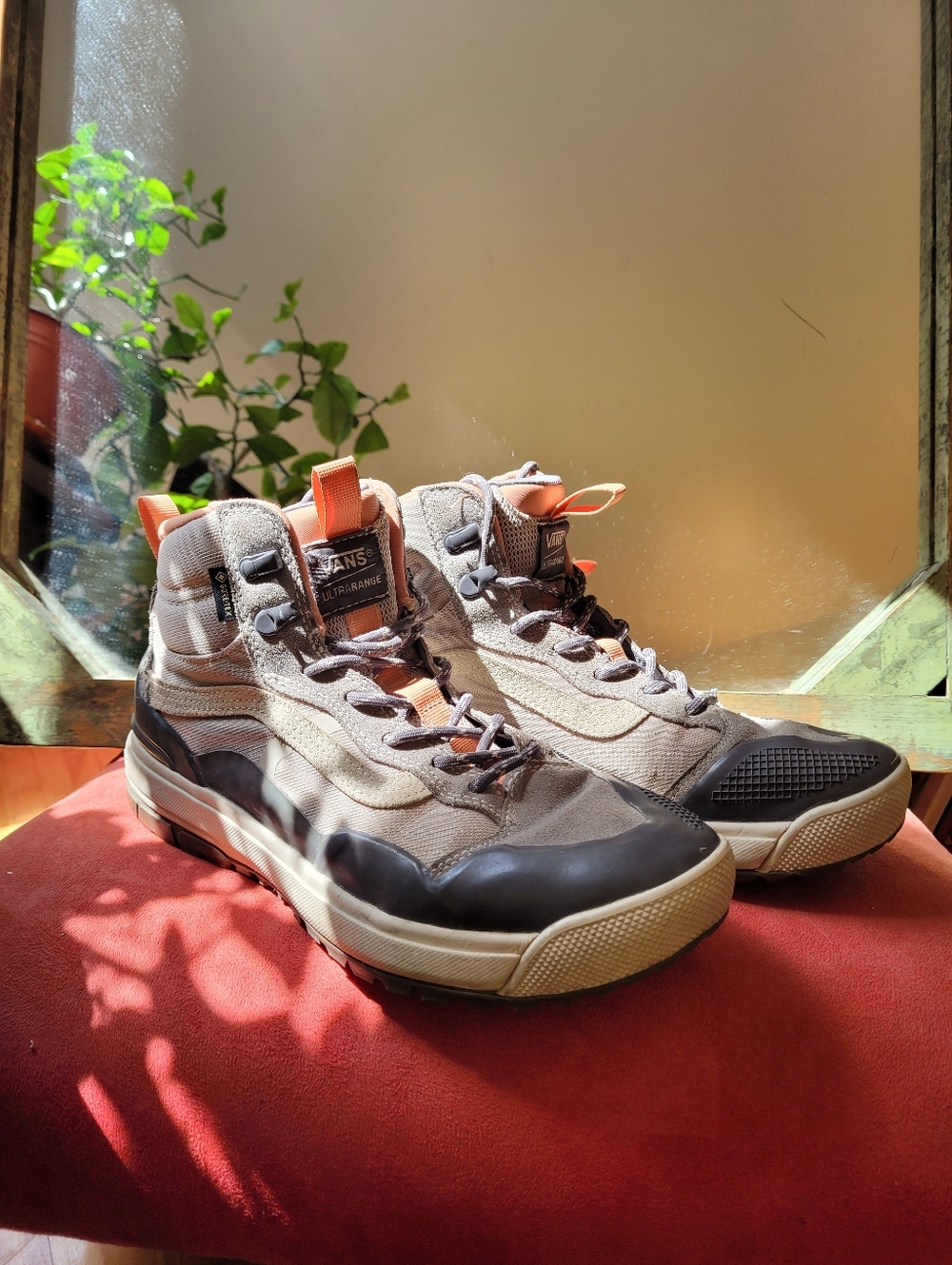 Vans Ultrarange Exo Hi GORE-TEX Ww MTE-2 Gray Size 9.5 Womens 8 Mens Hiking HOKA
